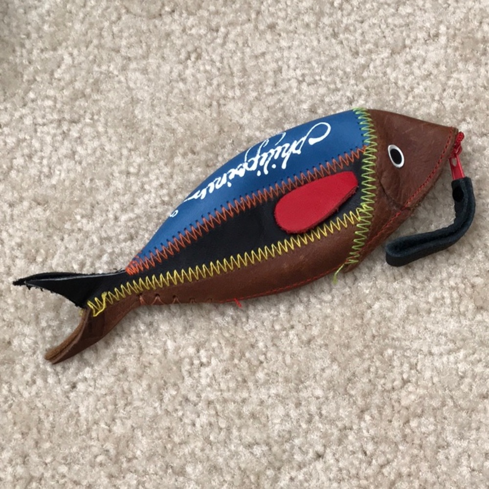 NWOT Philippines  Fish Coin Purse